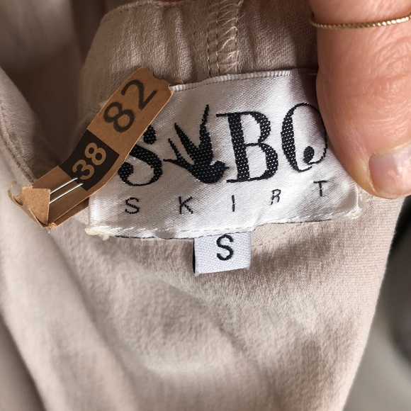 SABO SKIRT || backless romper playsuit - Picture 10 of 11